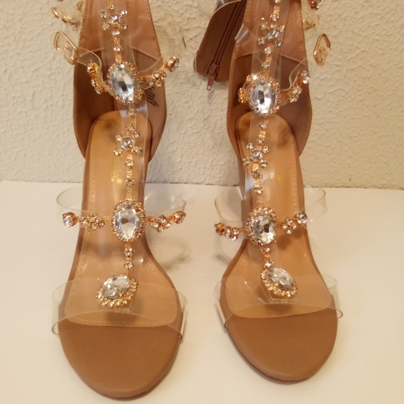 Shoe dazzle Tan Faux Leather Rhinestone Zip Gladiator 4 1/2" Wedge Heels sz 9 - Picture 7 of 16